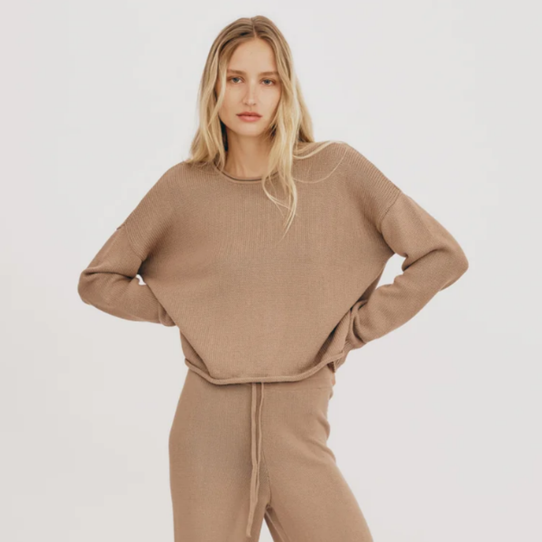 Organic Basics True kootud kampsun mandel